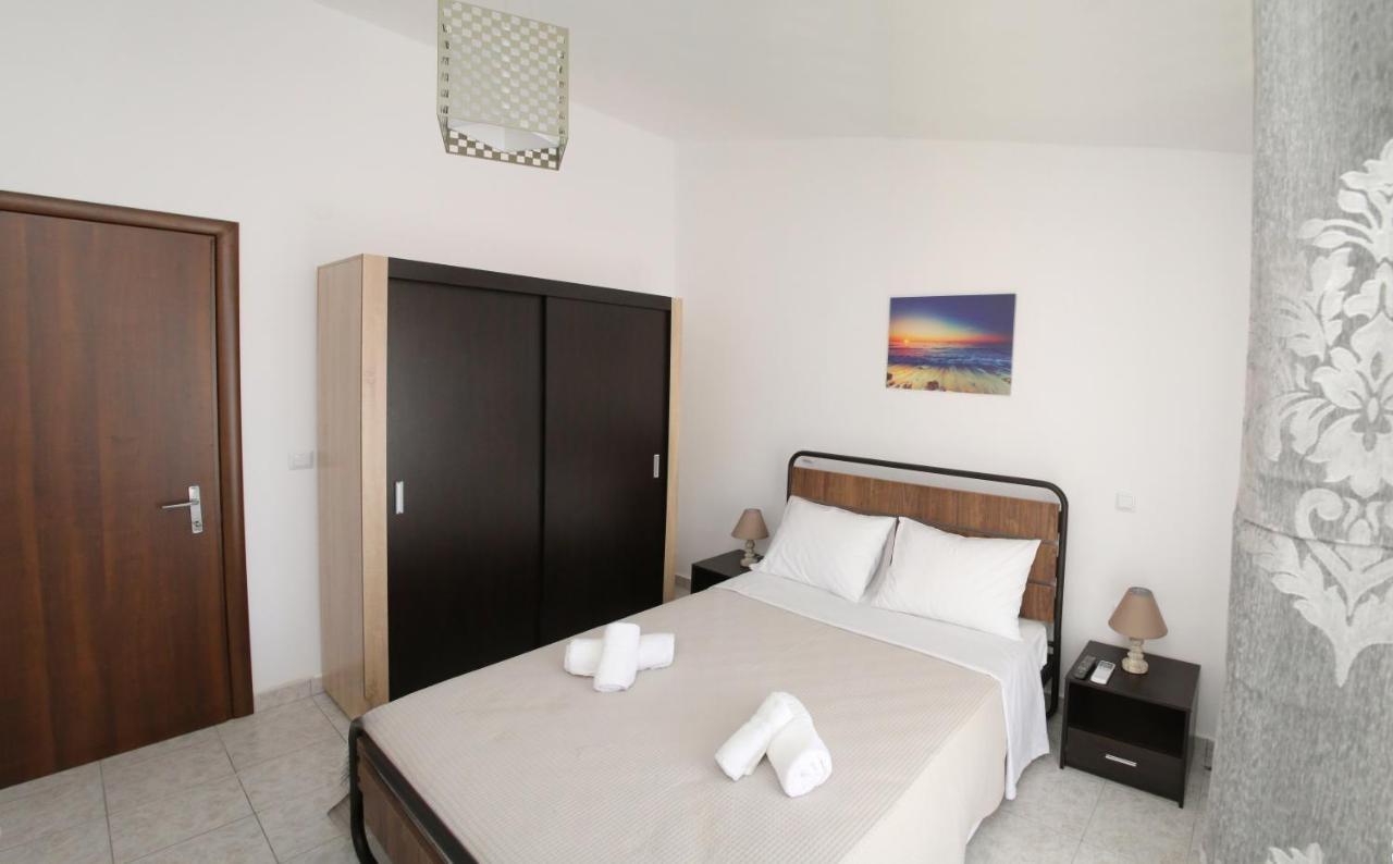 Lampias Apartments 케라모티 외부 사진